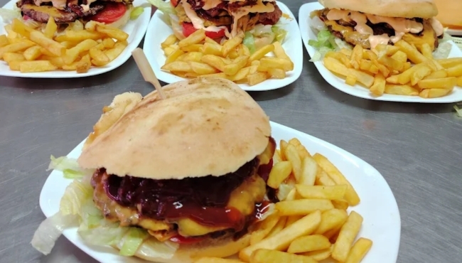 Siamo Impazziti! | Menu Burger da Asporto o a Domicilio